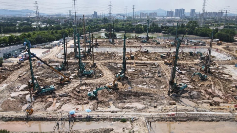 近20台“山河绿”装备实力集结，助力广佛西环工程建设跑出“加速度”